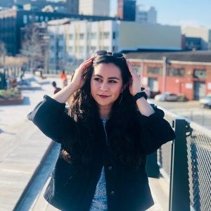 Meet your Posher, Carmen